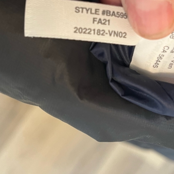 J CREW Signature Puffer Black Women's XL Jacket WORN ONCE - Picture 15 of 16